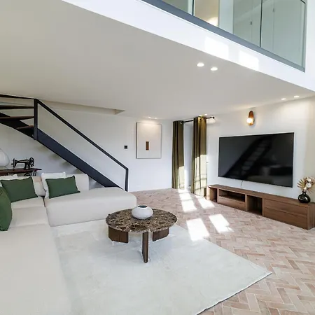 20 Quai Lunel - Loft Vue Port De - 2 Mezzanine - Climatise Apartment Nizza